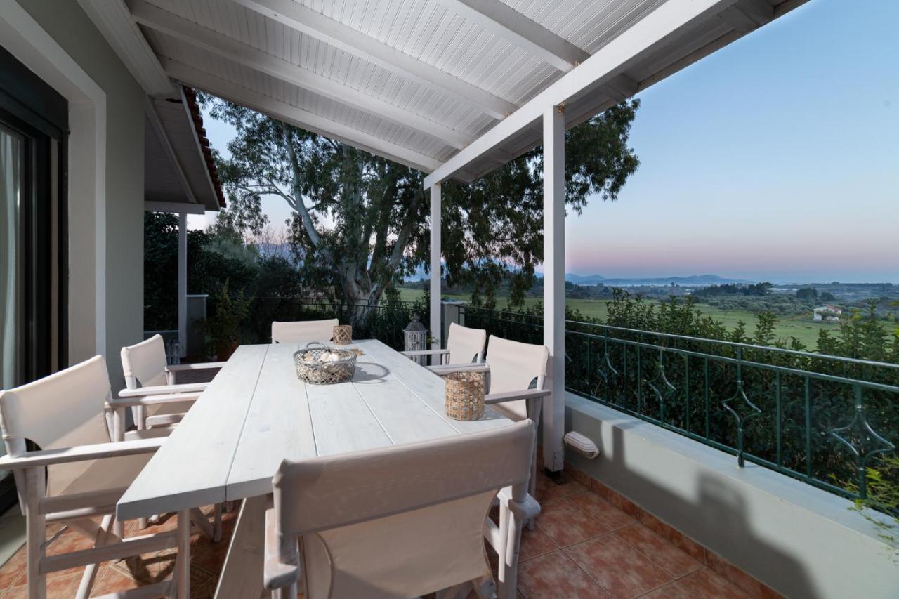 Villa Louke Lixouri Exteriör bild