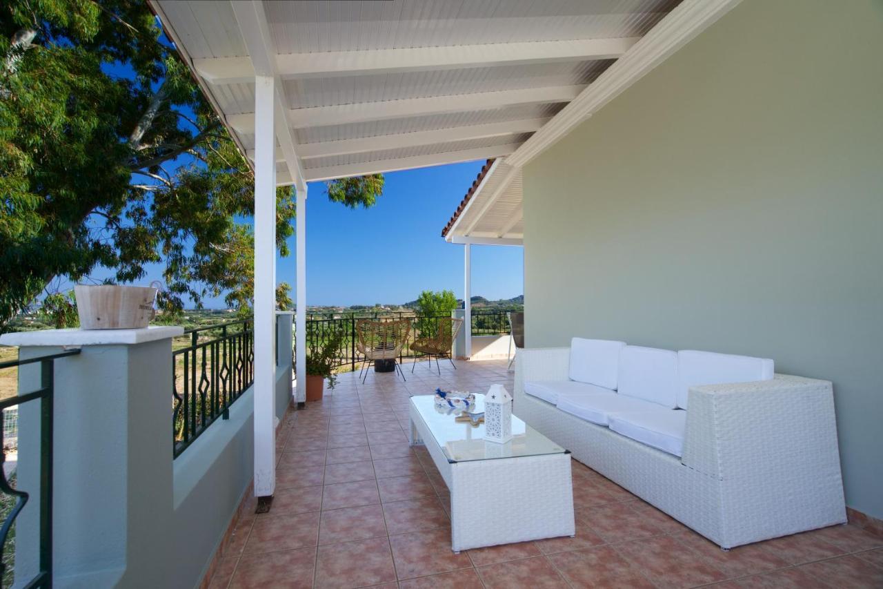 Villa Louke Lixouri Exteriör bild