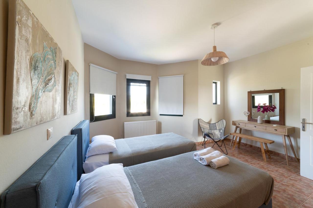 Villa Louke Lixouri Exteriör bild
